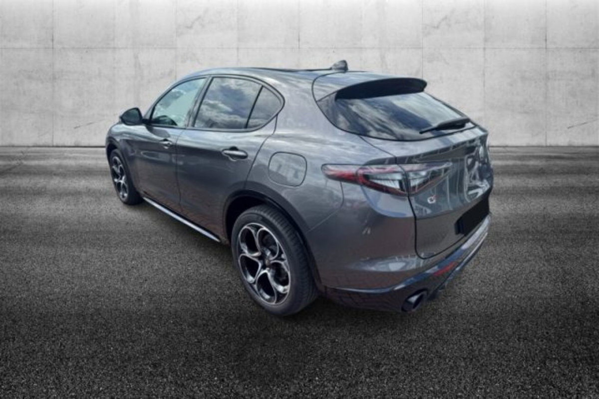Alfa Romeo Stelvio Stelvio 2.2 Turbodiesel 210 CV AT8 Q4 Veloce (2)