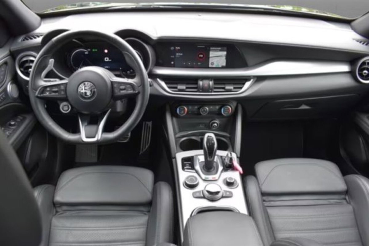 Alfa Romeo Stelvio Stelvio 2.0 Turbo 280 CV AT8 Q4 Veloce (6)