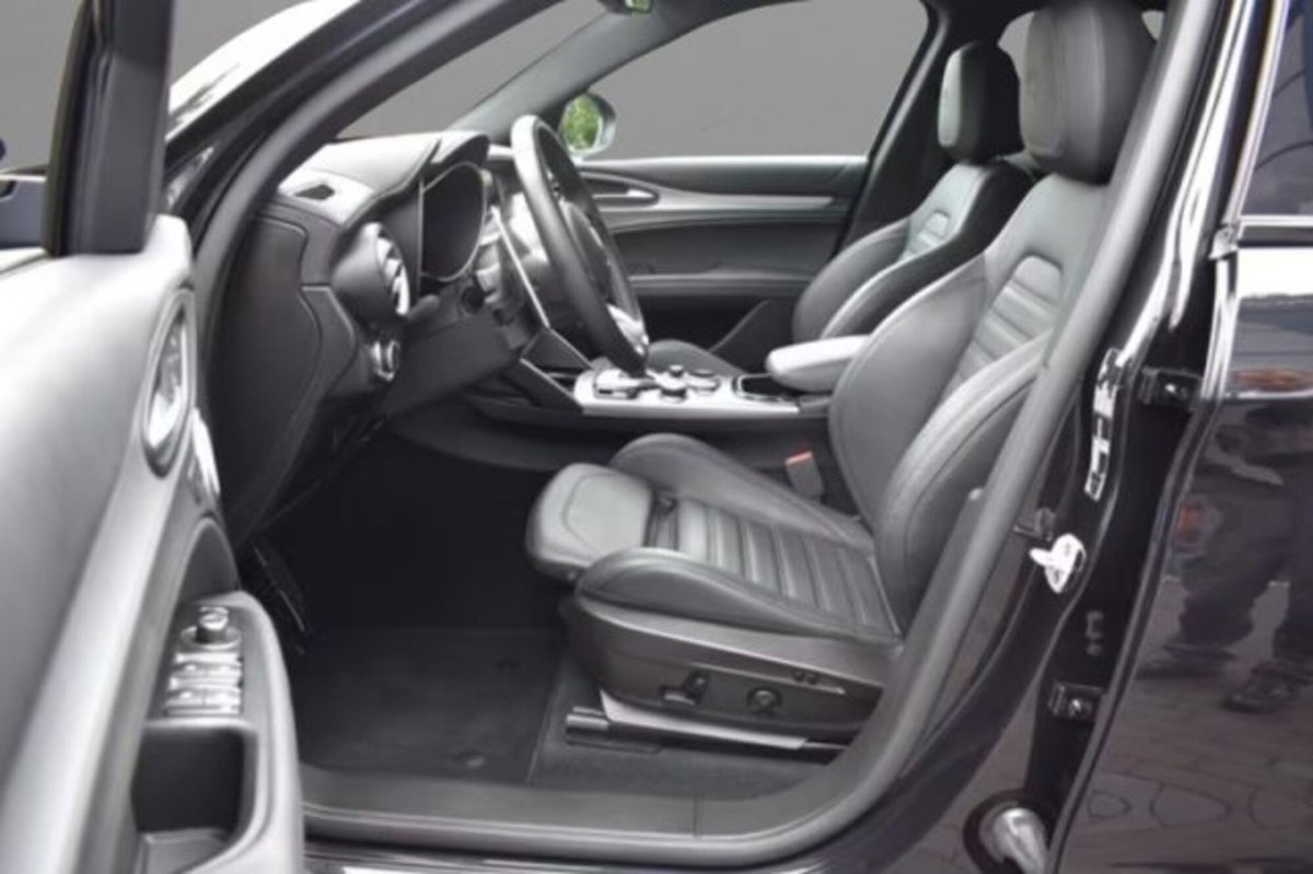 Alfa Romeo Stelvio Stelvio 2.0 Turbo 280 CV AT8 Q4 Veloce (7)