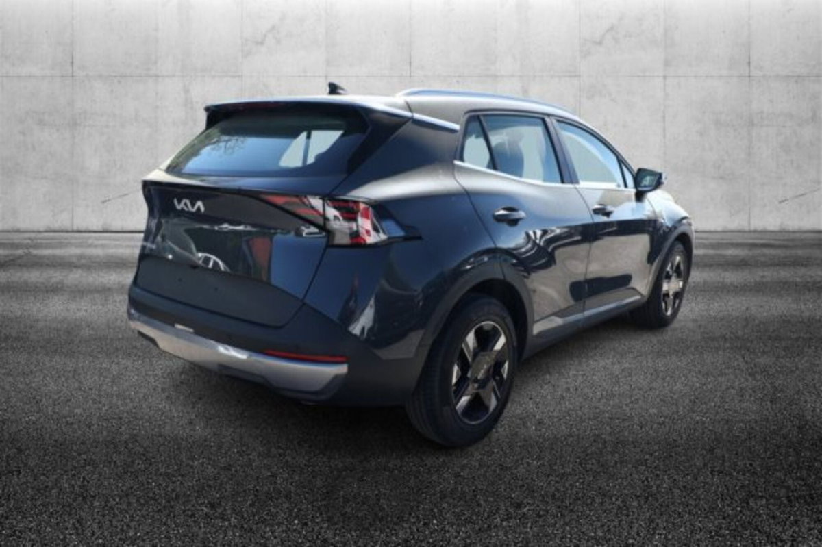Kia Sportage 1.6 crdi mhev Business dct (3)