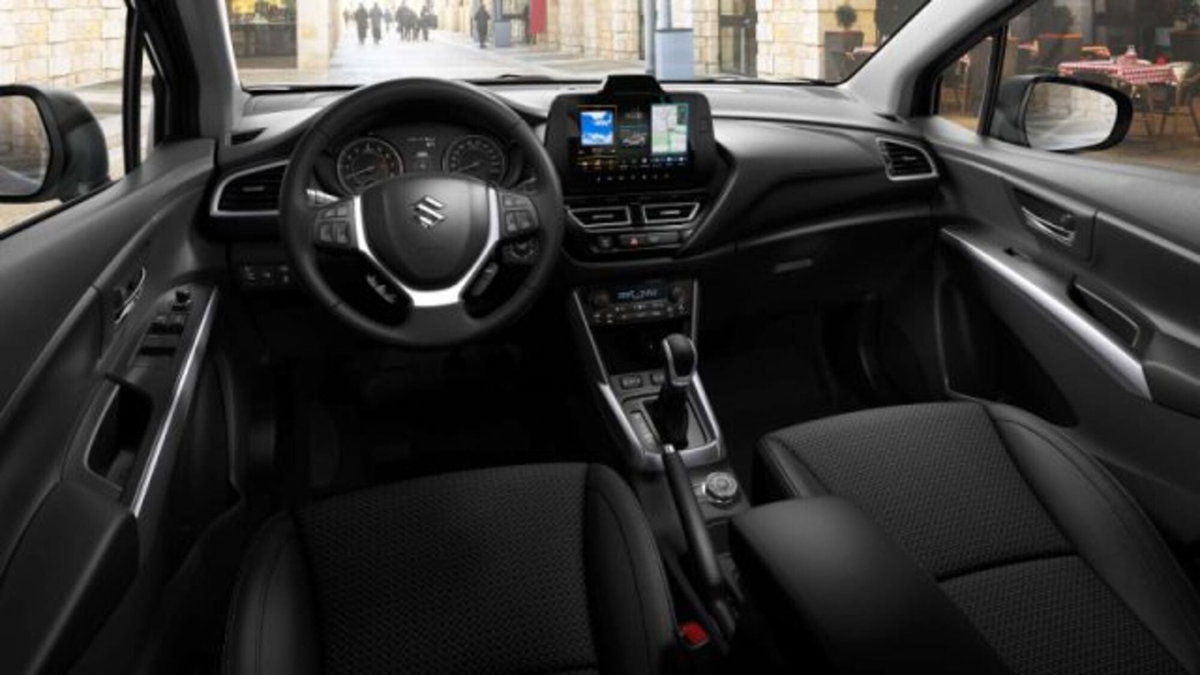 Suzuki S-Cross 1.4h Top 2wd 110cv (8)
