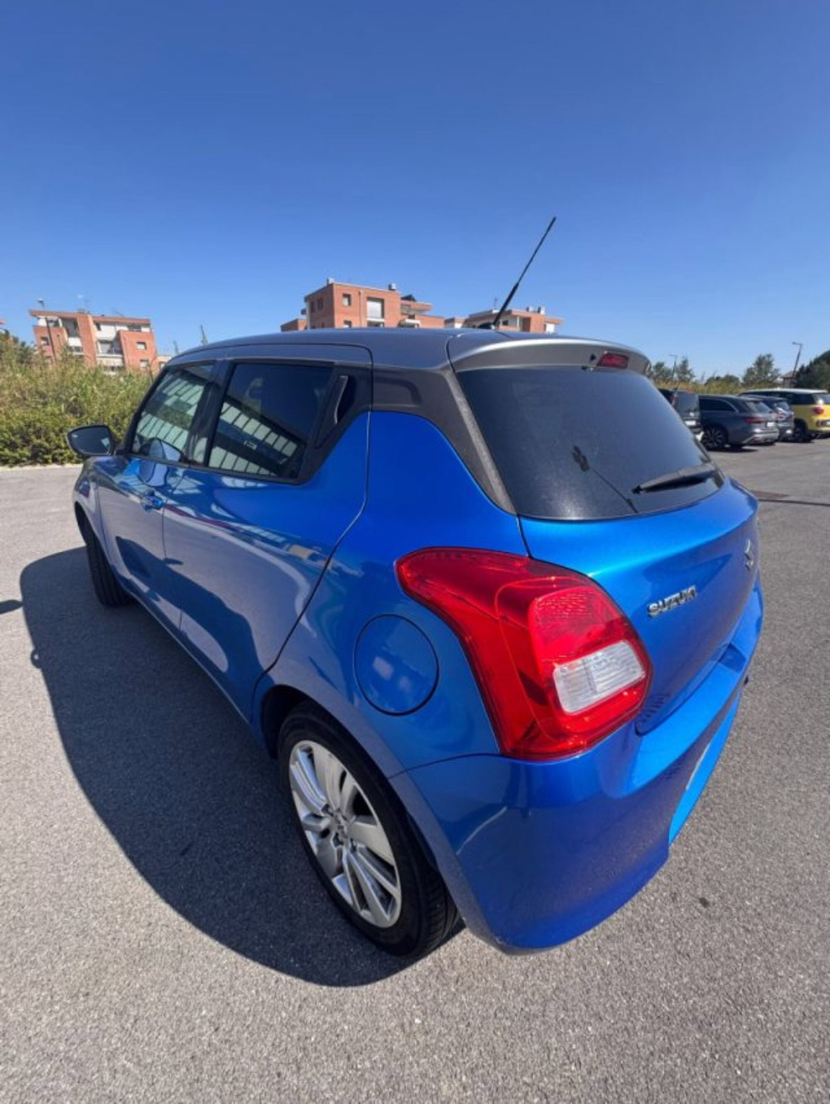 Suzuki Swift 1.2 Dualjet Cool (4)
