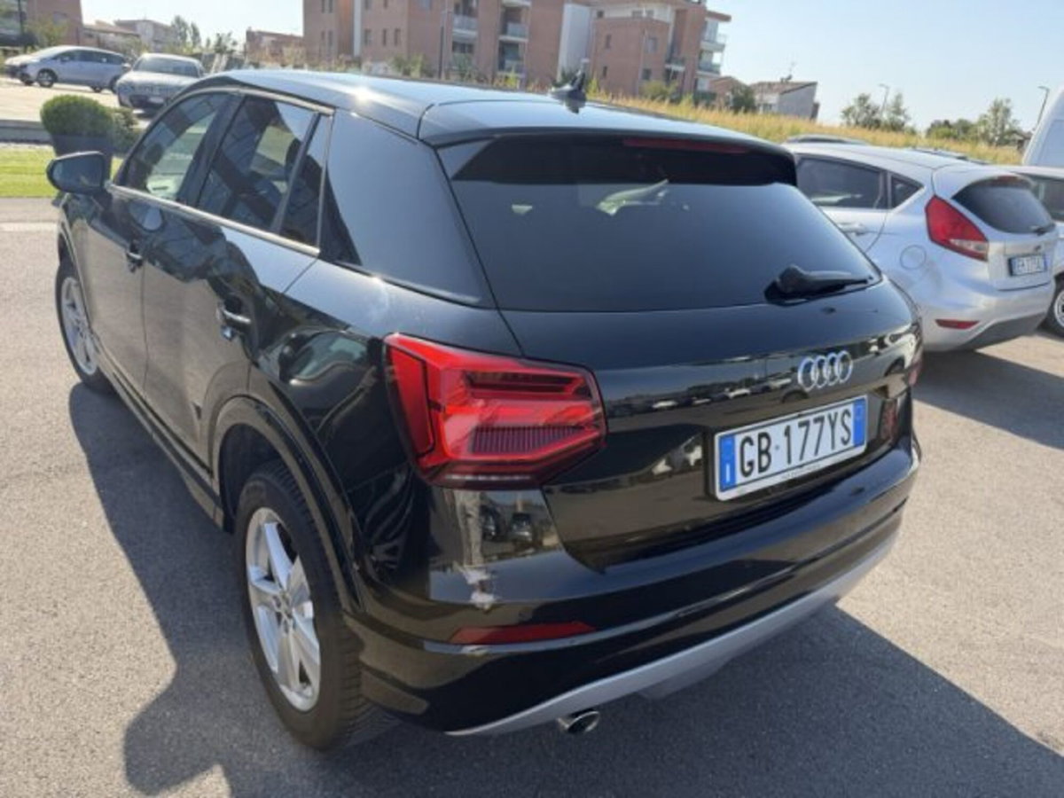 Audi Q2 Q2 30 TDI Business Design (4)