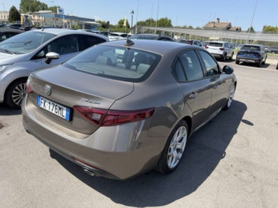 Alfa Romeo Giulia 2.2 Turbodiesel 150 CV (4)