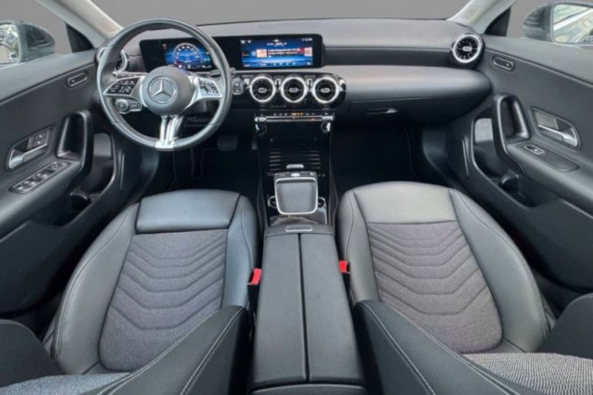 Mercedes-Benz CLA Shooting Brake 180 Progressive Advanced auto (4)