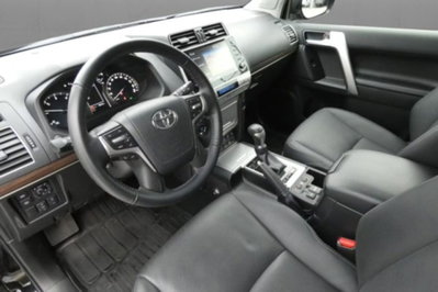 Toyota Land Cruiser 5p 2.8 d-4d Executive auto (7)