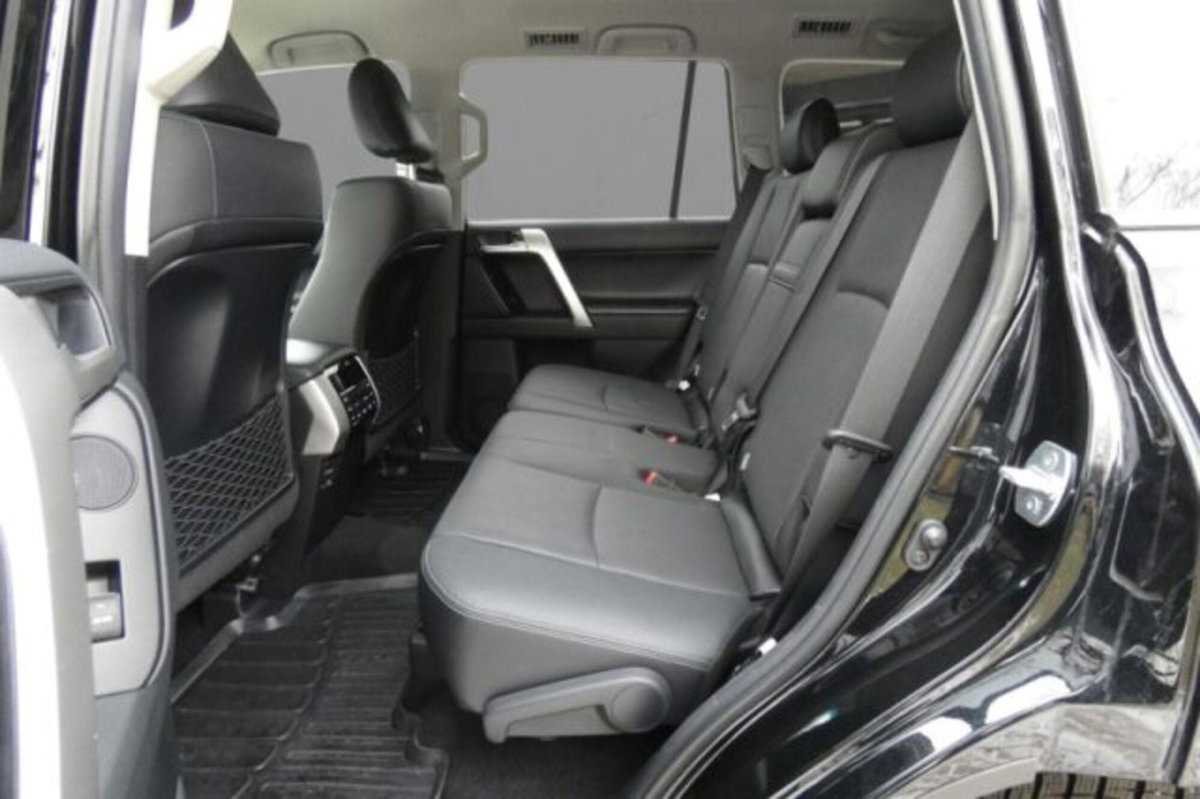 Toyota Land Cruiser 5p 2.8 d-4d Executive auto (8)