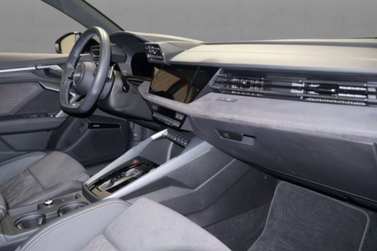 Audi S3 Sportback 2.0 tfsi quattro s-tronic (7)