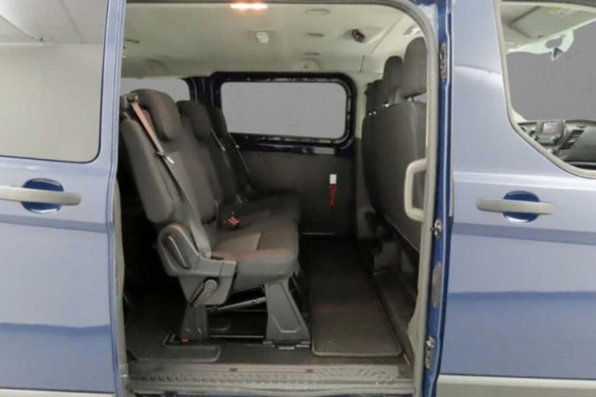 Ford Transit Custom Furgone 320 2.0 EcoBlue 130 PC Combi Trend (8)
