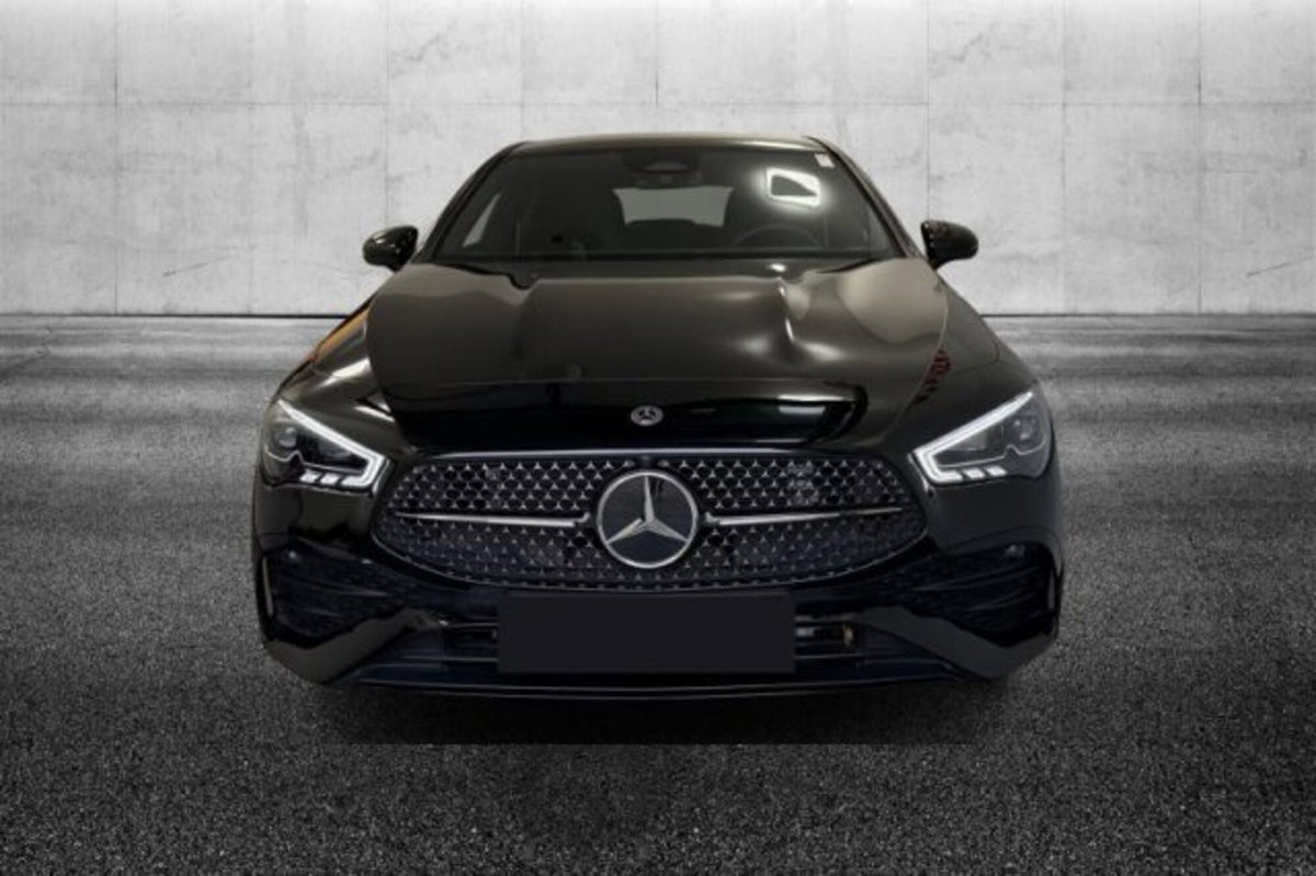 Mercedes-Benz CLA Shooting Brake 200 d AMG Line Premium Plus auto (4)