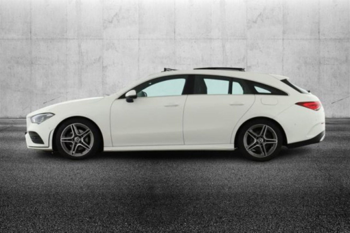Mercedes-Benz CLA Shooting Brake 200 d Automatic Shooting Brake Premium (5)