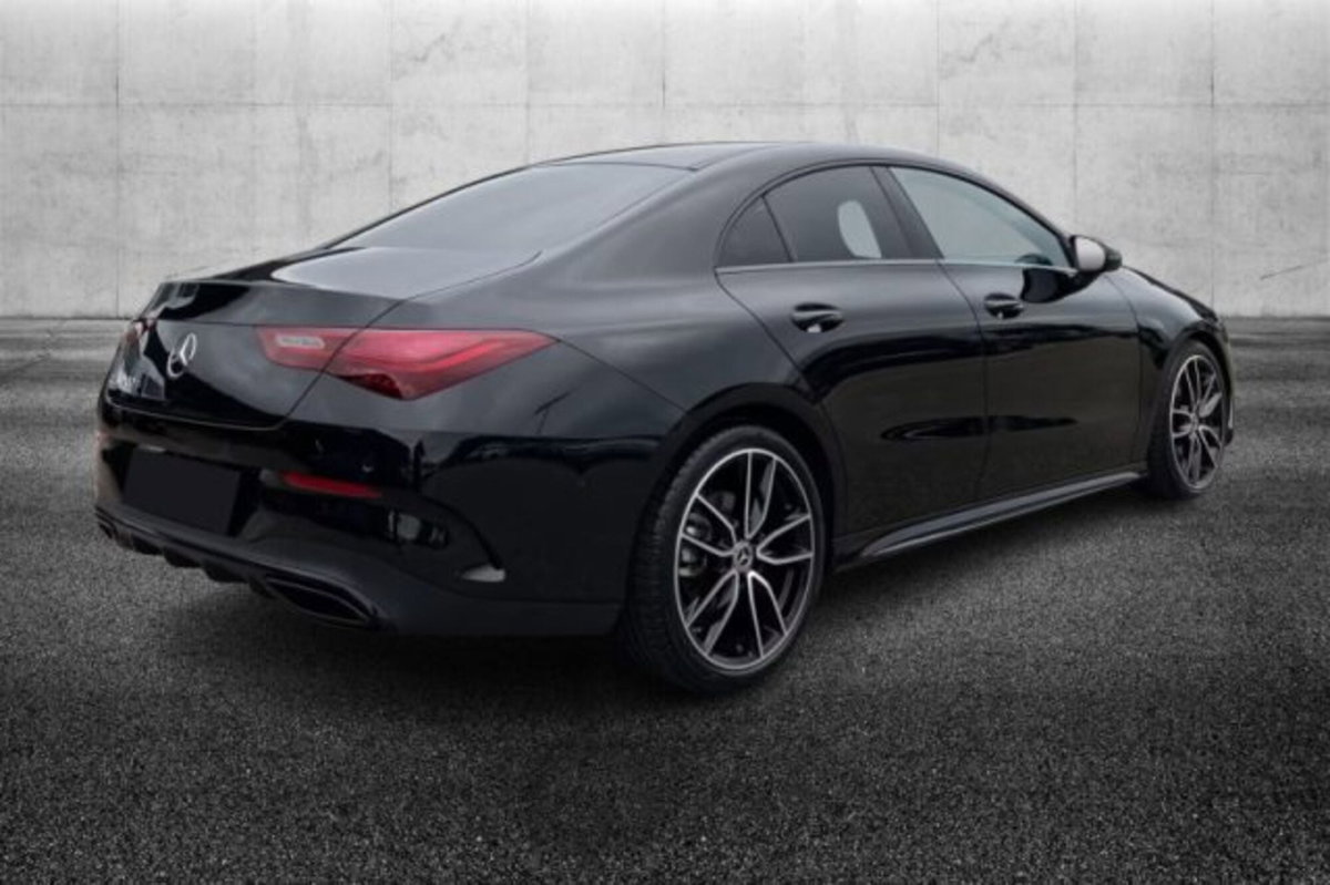Mercedes-Benz CLA 200 d Automatic Premium (3)