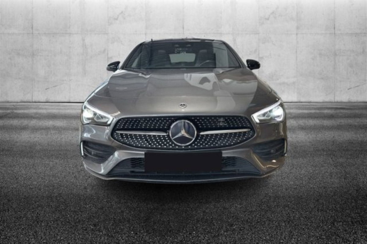 Mercedes-Benz CLA Shooting Brake 220 d Automatic Shooting Brake Premium (5)