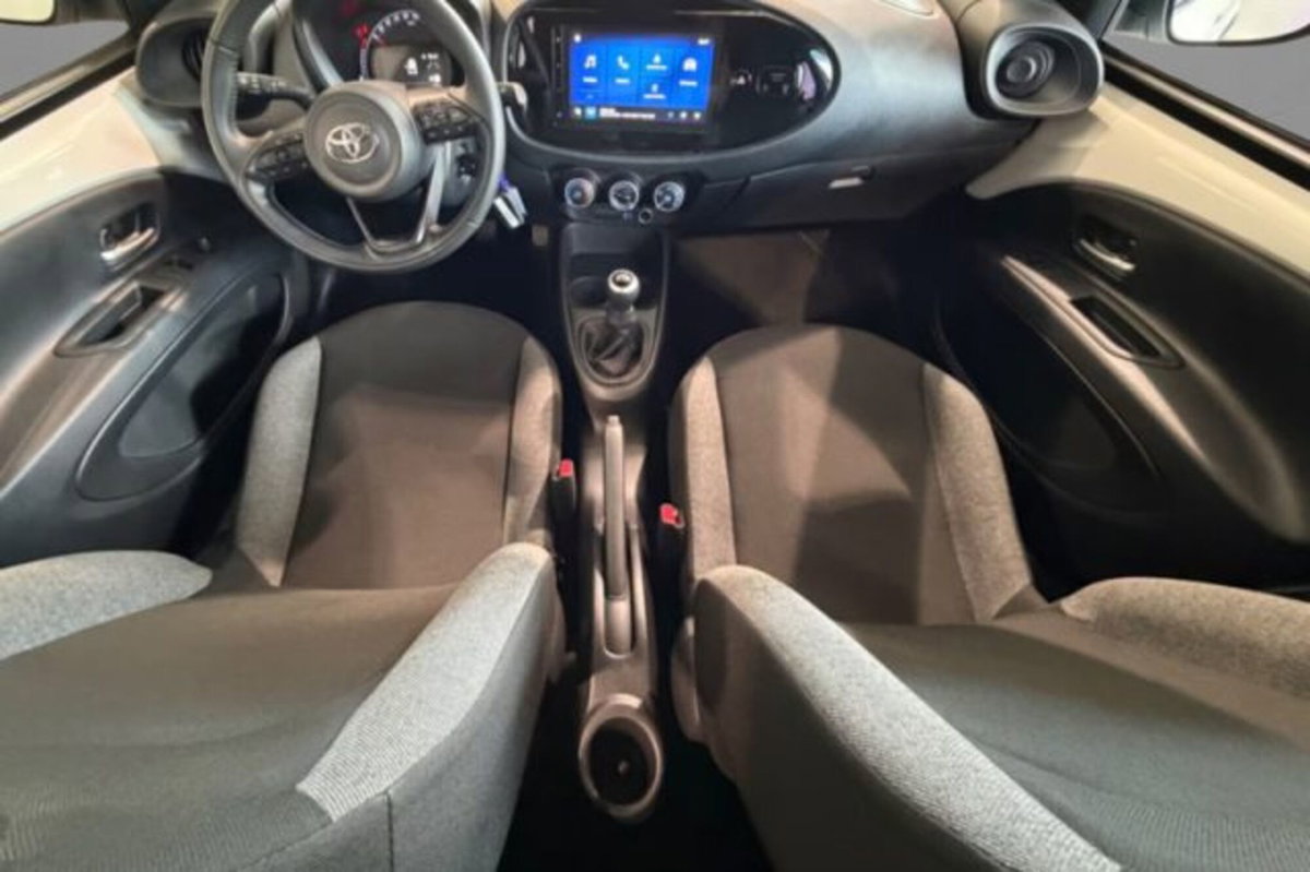 Toyota Aygo X 1.0 VVT-i 72 CV 5 porte Limited Air (5)