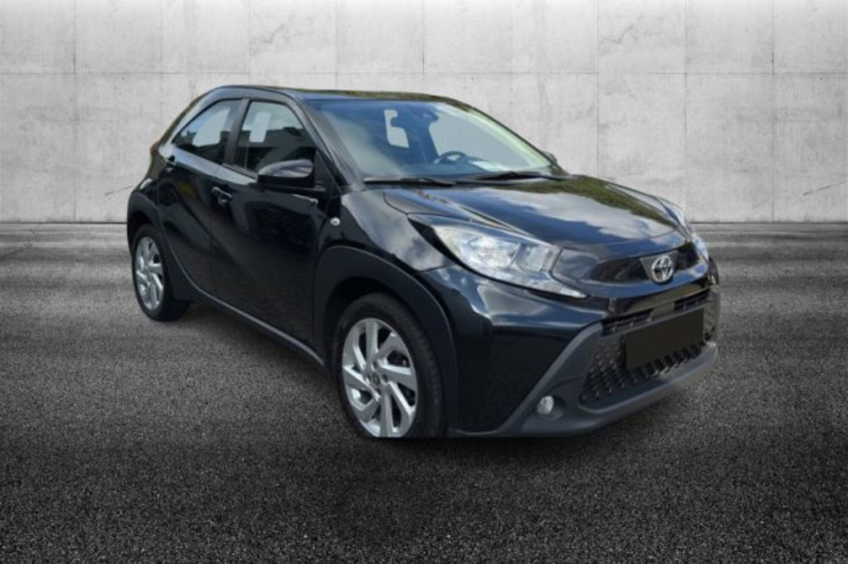 Toyota Aygo X 1.0 VVT-i 72 CV 5 porte Limited Air (2)