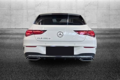 Mercedes-Benz CLA Shooting Brake 250 e Plug-in hybrid Shooting Brake Premium (4)