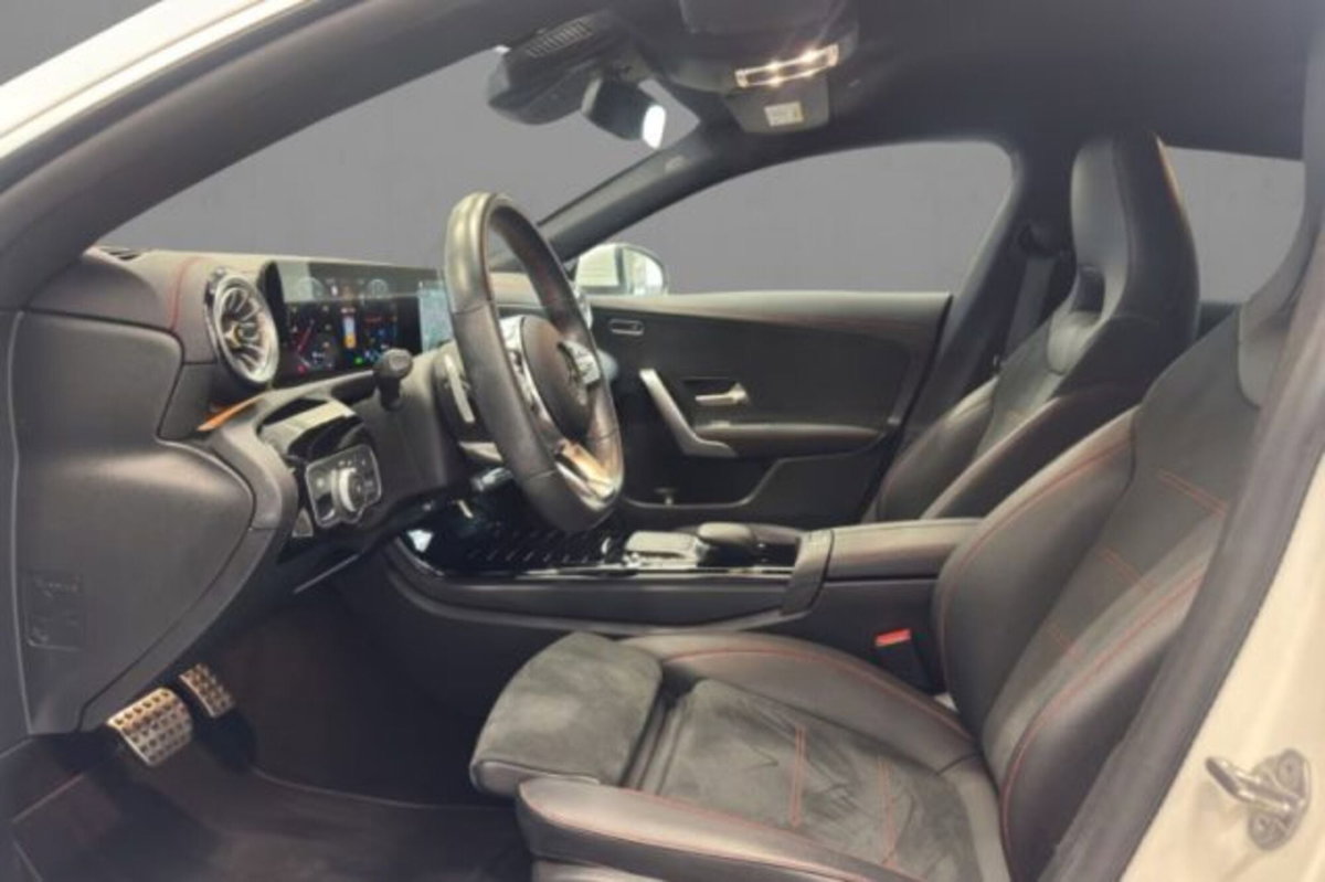 Mercedes-Benz CLA Shooting Brake 250 e Plug-in hybrid Shooting Brake Premium (6)