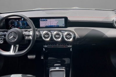 Mercedes-Benz CLA Shooting Brake 250 e phev AMG Line Premium auto (6)