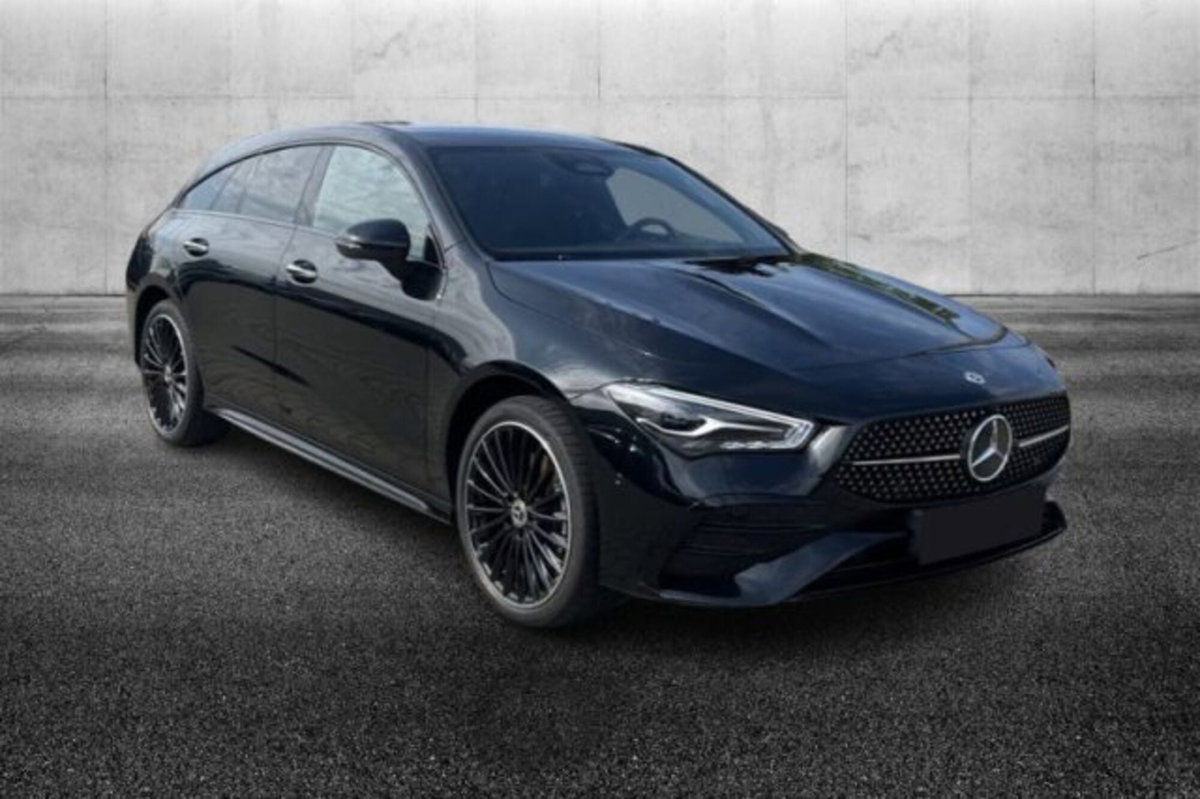Mercedes-Benz CLA Shooting Brake 250 e phev AMG Line Premium auto (2)