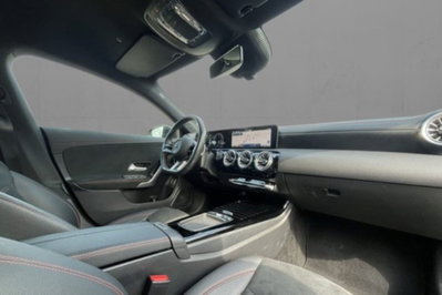 Mercedes-Benz CLA Shooting Brake 250 e phev AMG Line Premium auto (7)