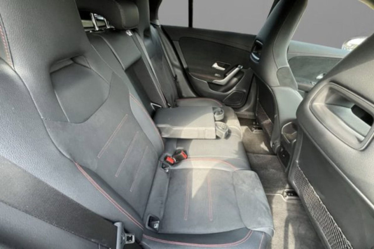 Mercedes-Benz CLA Shooting Brake 250 e phev AMG Line Premium auto (8)