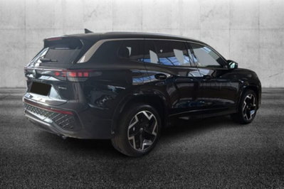 Volkswagen Tayron 1.5 tsi ehybrid R-Line 272cv dsg (2)