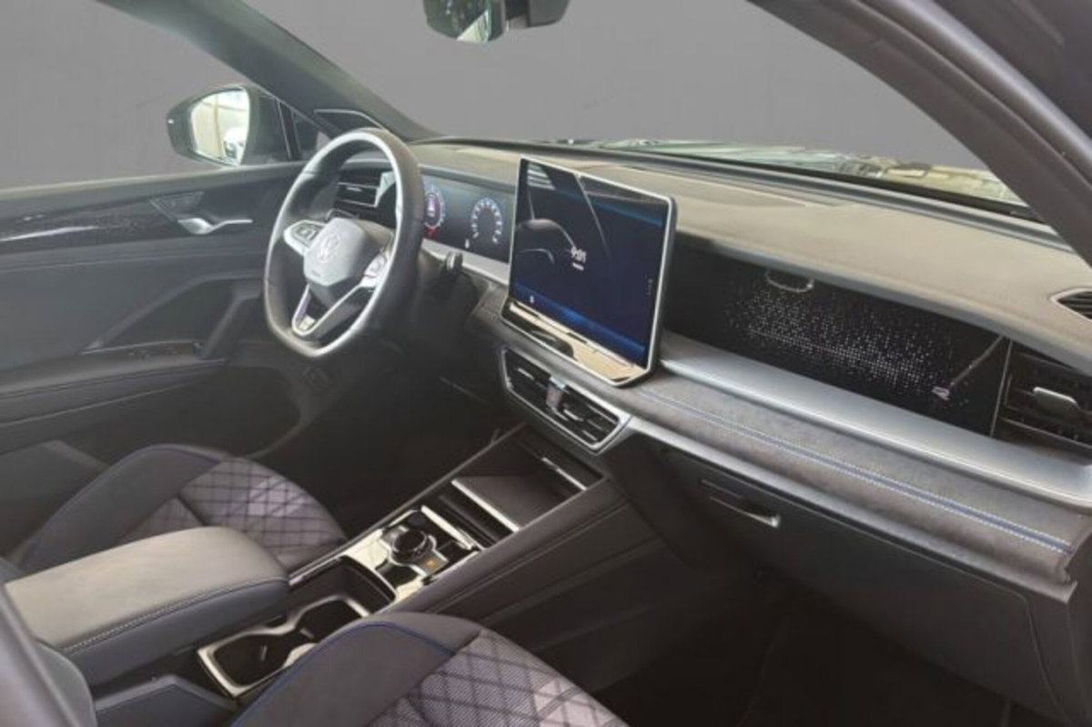Volkswagen Tayron 1.5 tsi ehybrid R-Line 272cv dsg (6)