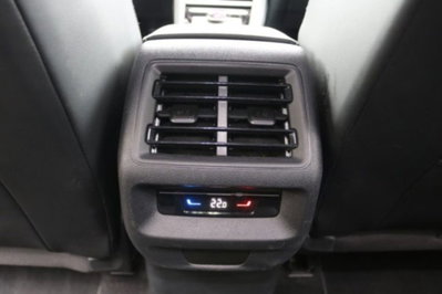 Volkswagen Tiguan 2.0 tdi R-Line 150cv dsg (8)