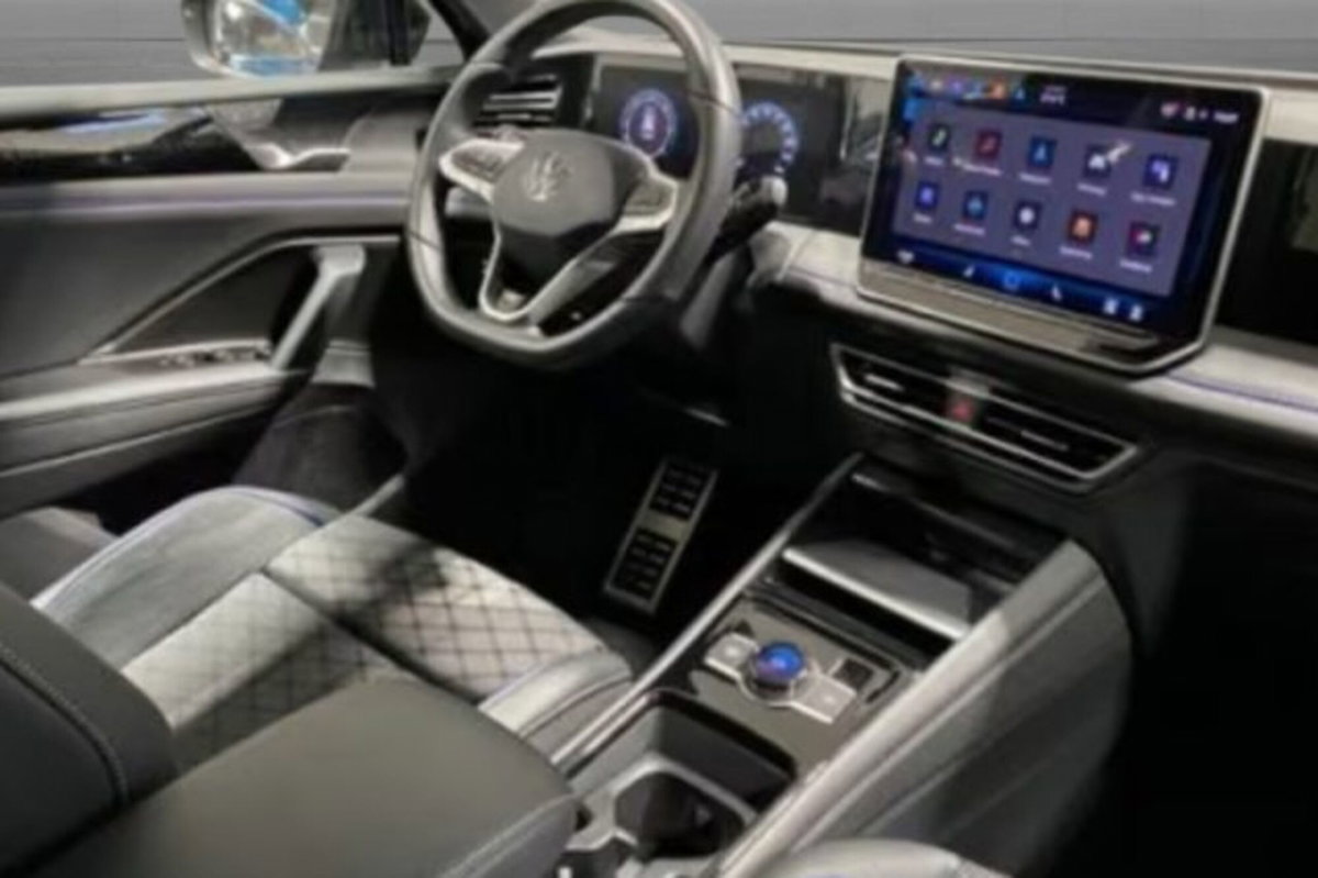 Volkswagen Tiguan Allspace 2.0 tdi R-Line 150cv dsg (6)