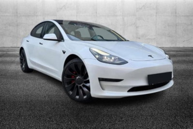 Tesla Model 3 Model 3 Long Range Performance AWD (2)