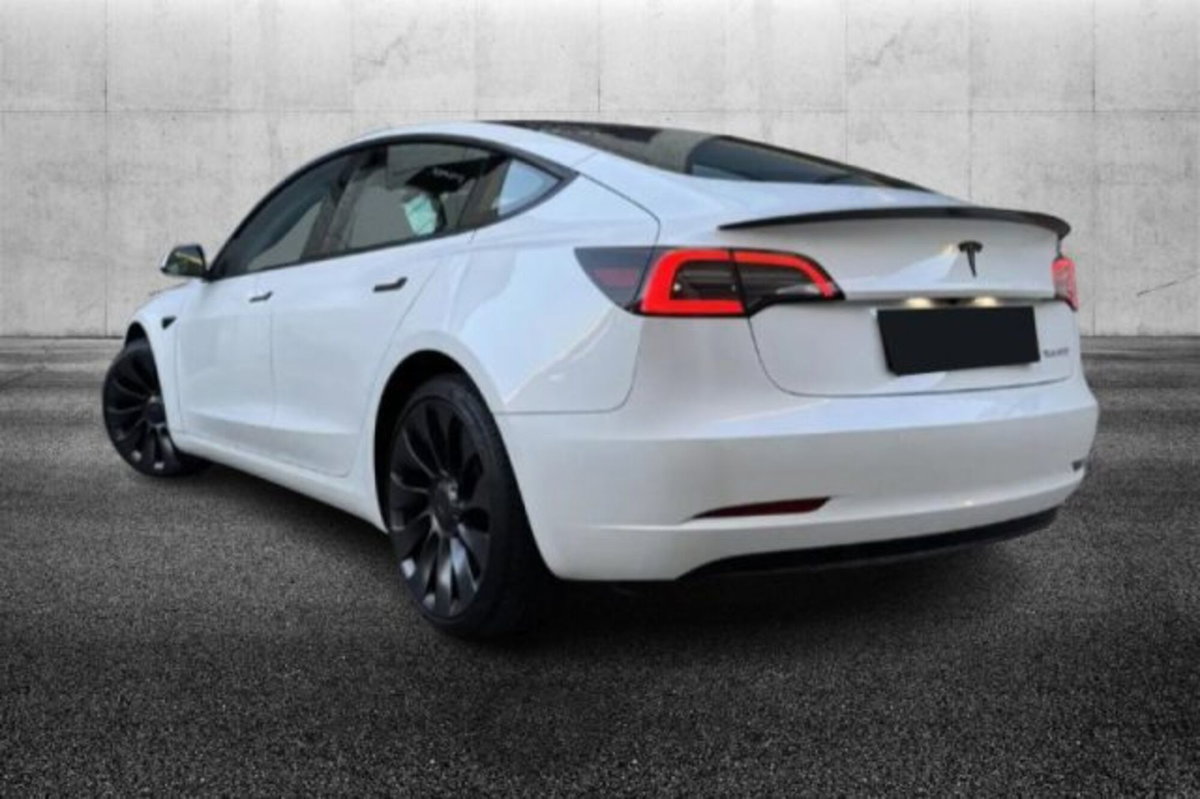 Tesla Model 3 Model 3 Long Range Performance AWD (4)