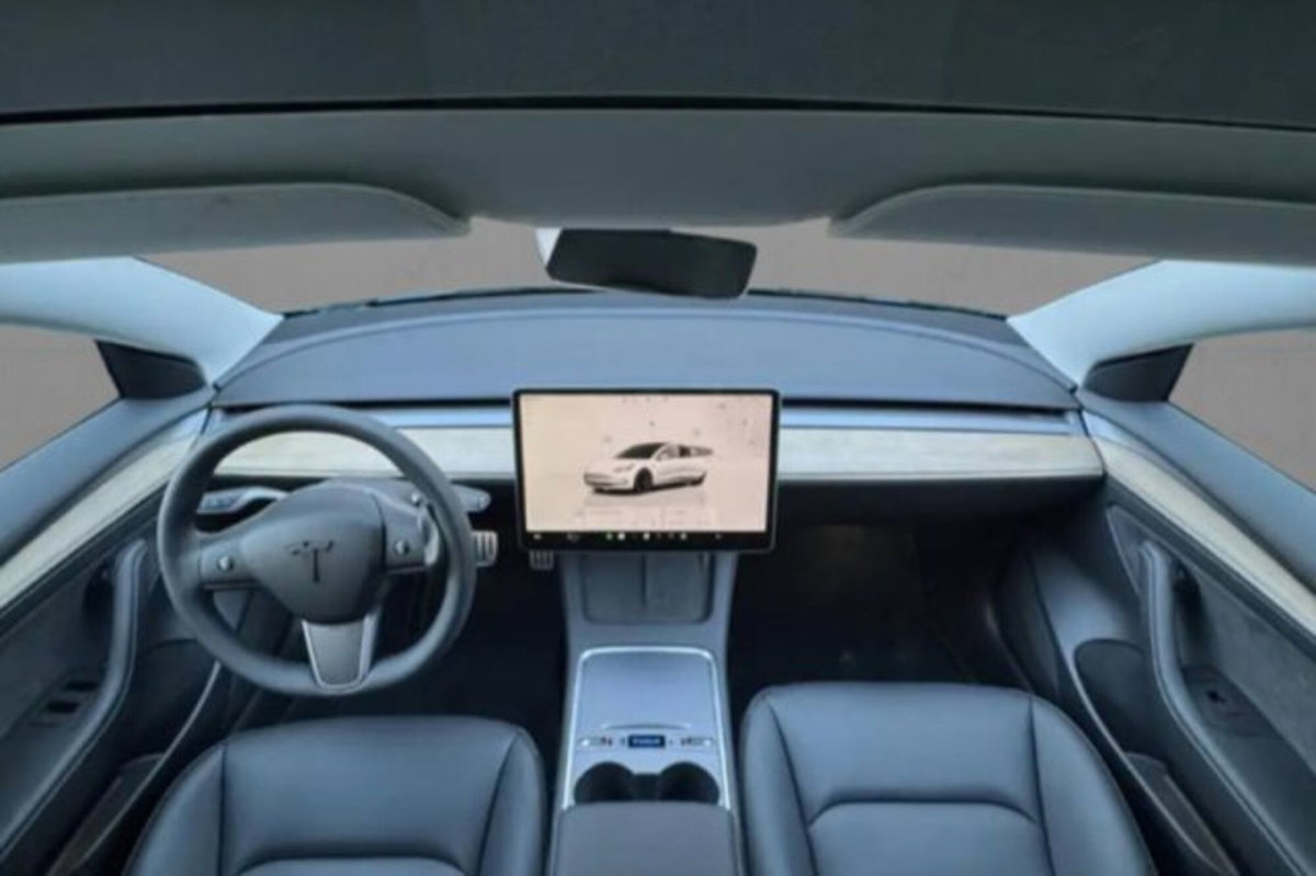 Tesla Model 3 Model 3 Long Range Performance AWD (6)