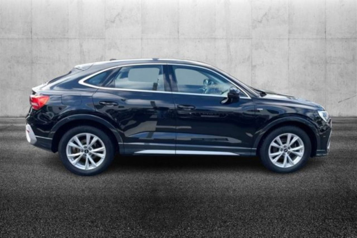 Audi Q3 Sportback 35 TDI quattro S tronic S line edition (5)