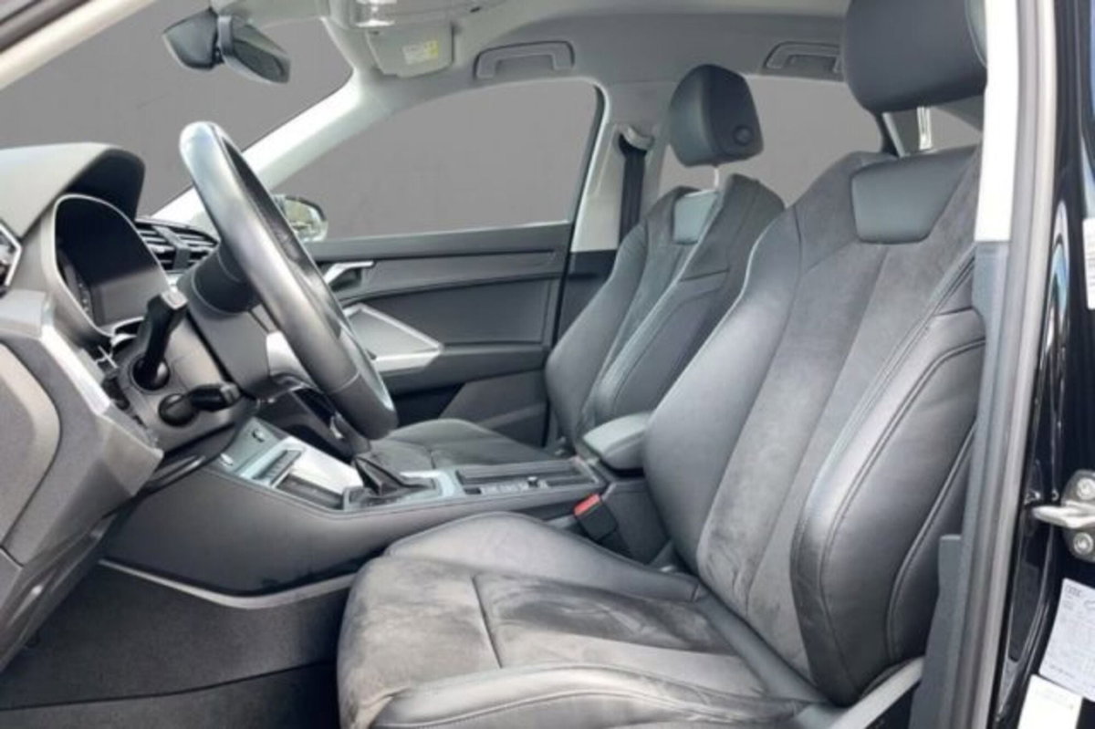 Audi Q3 Sportback 35 TDI quattro S tronic S line edition (7)