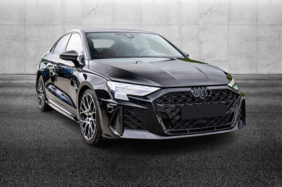 Audi RS 3 3 TFSI quattro S tronic (2)