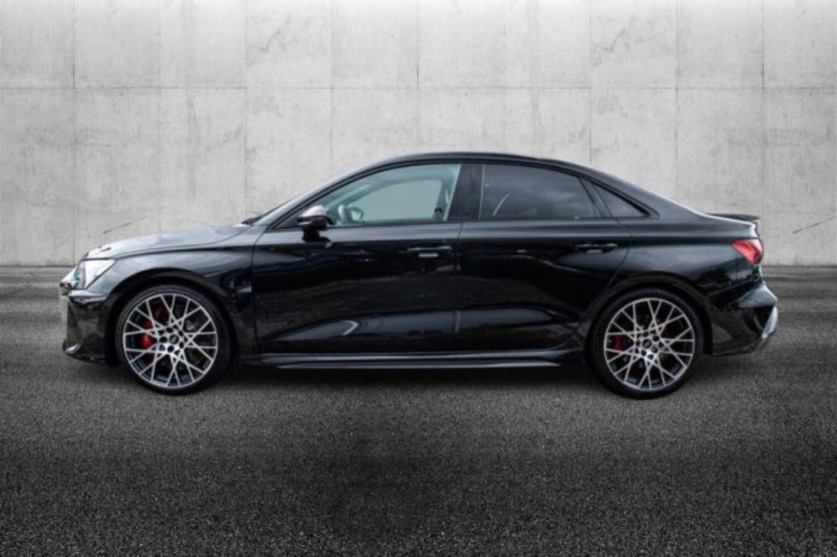 Audi RS 3 3 TFSI quattro S tronic (5)
