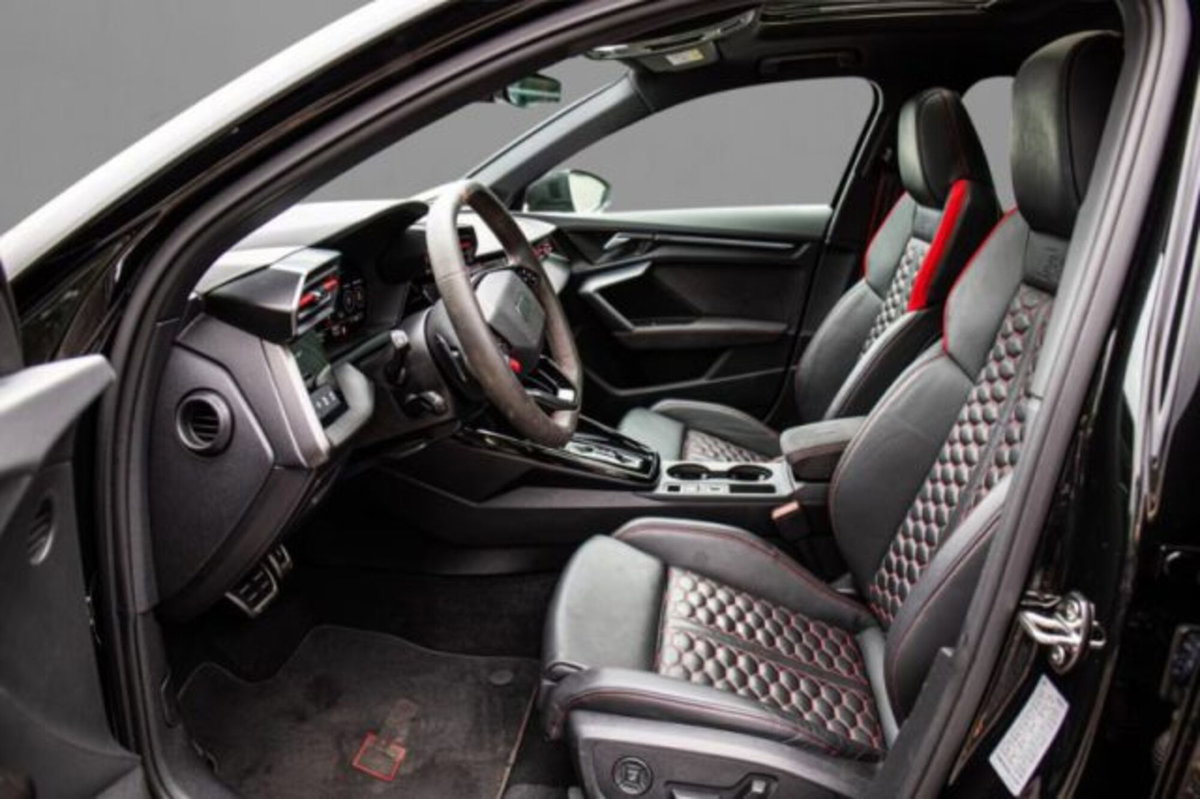 Audi RS 3 3 TFSI quattro S tronic (7)