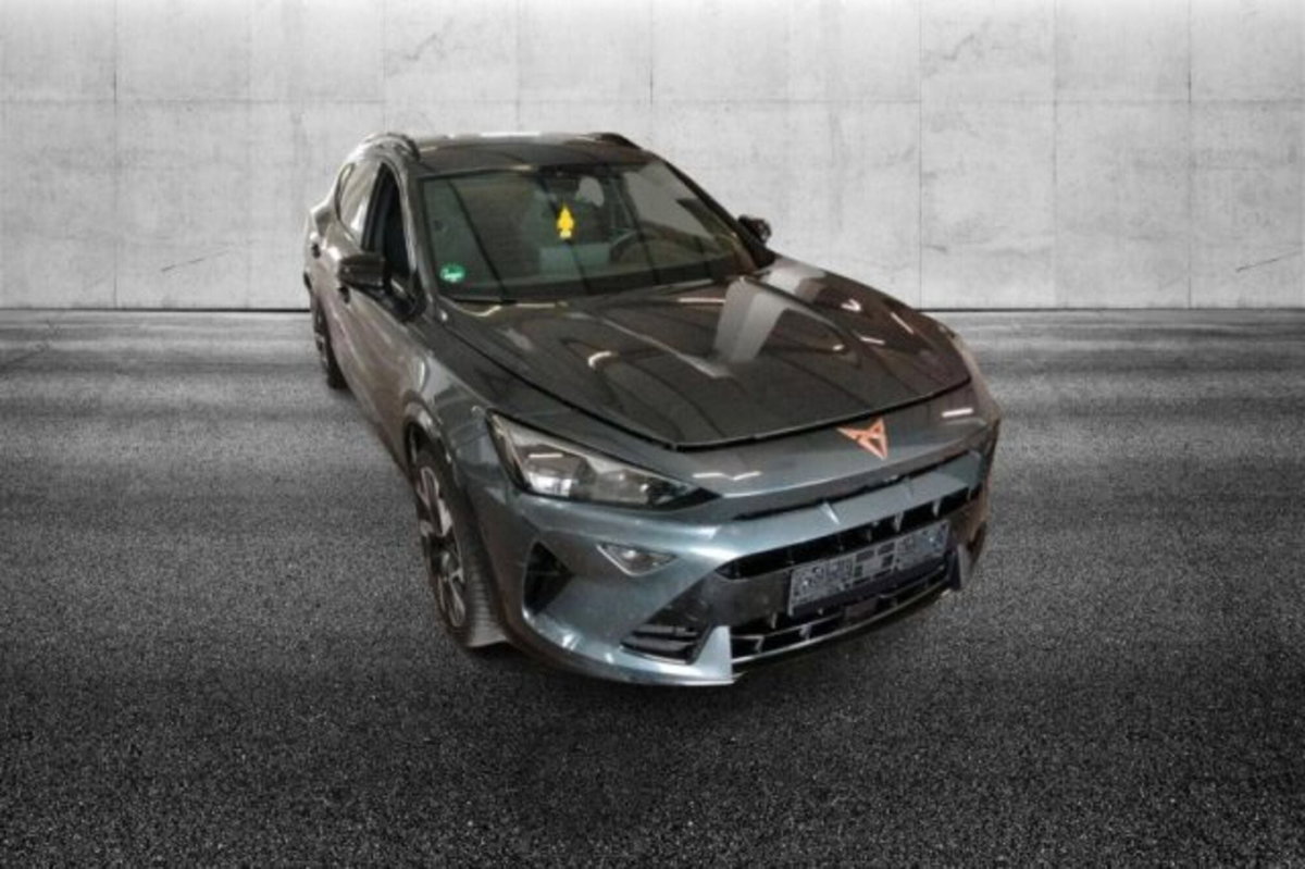 Cupra Formentor 1.5 e-hybrid VZ Extreme 272cv dsg (2)