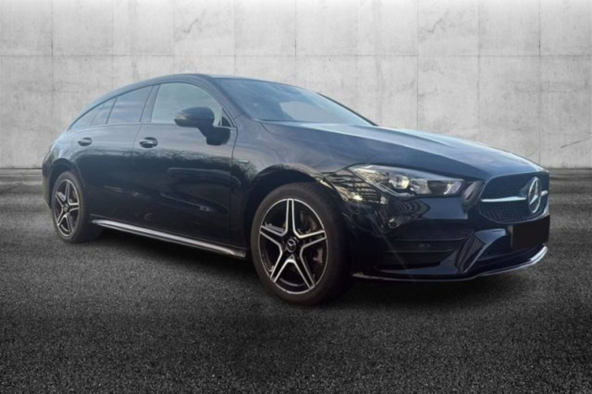 Mercedes-Benz CLA Shooting Brake 250 e Plug-in hybrid Shooting Brake Premium (2)