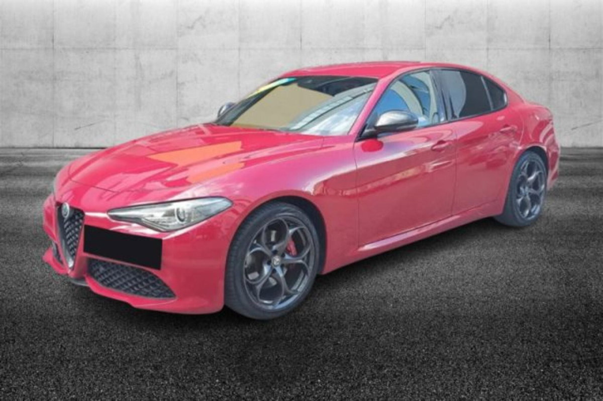 Alfa Romeo Giulia 2.0 Turbo 200 CV AT8 B-Tech