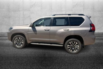 Toyota Land Cruiser 5p 2.8 d-4d Executive auto (4)