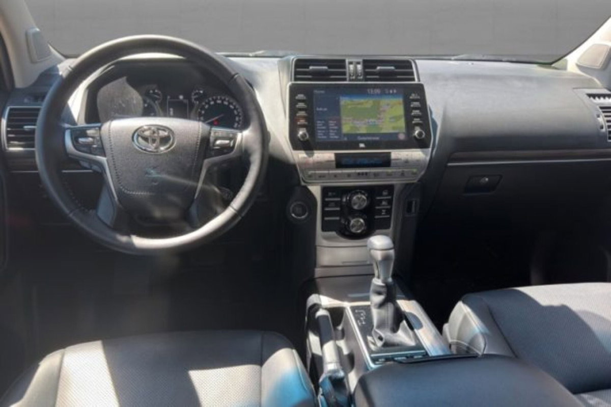 Toyota Land Cruiser 5p 2.8 d-4d Executive auto (6)
