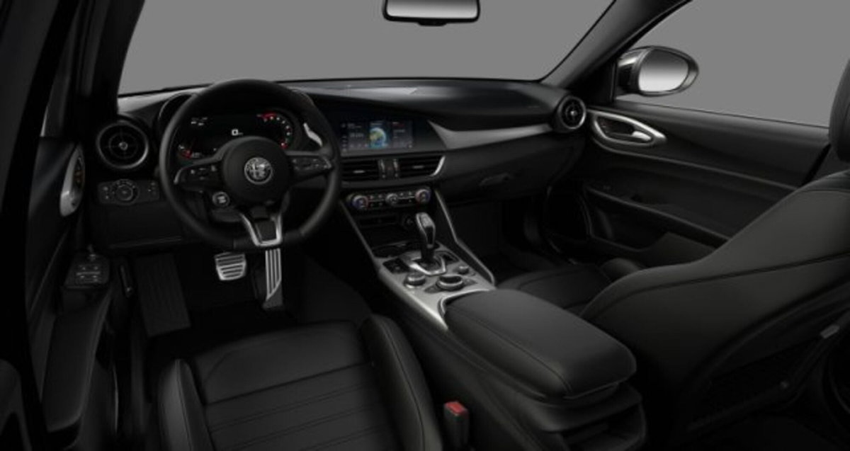 Alfa Romeo Giulia 2.2 Turbodiesel 160 CV AT8 Sprint (8)