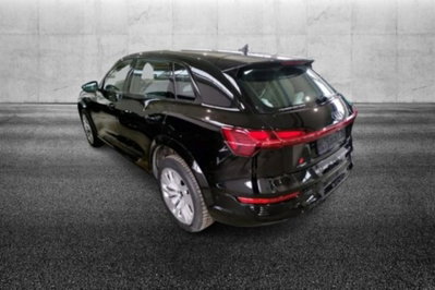 Audi SQ8 Sportback e-tron quattro (3)