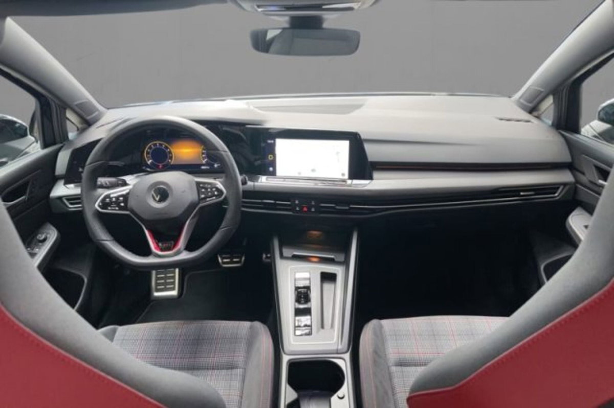 Volkswagen Golf 2.0 TSI GTI DSG (6)