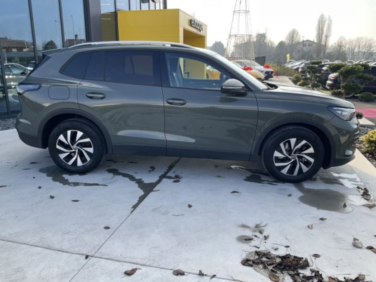 Volkswagen Tiguan 2.0 tdi Edition 20 150cv dsg (5)