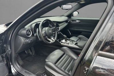 Alfa Romeo Giulia 2.0 Turbo 200 CV AT8 Sprint (6)
