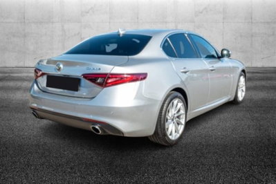 Alfa Romeo Giulia 2.0 Turbo 200 CV AT8 Super (3)