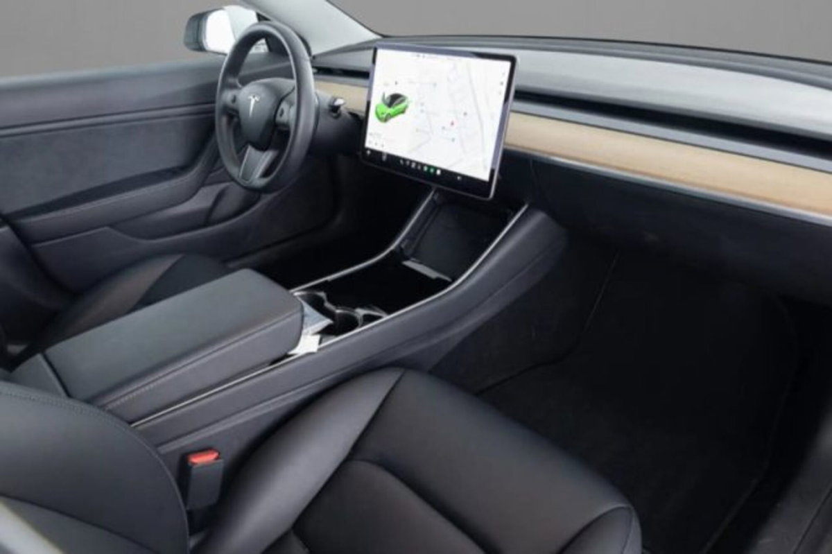 Tesla Model 3 Model 3 Long Range Dual Motor AWD (5)