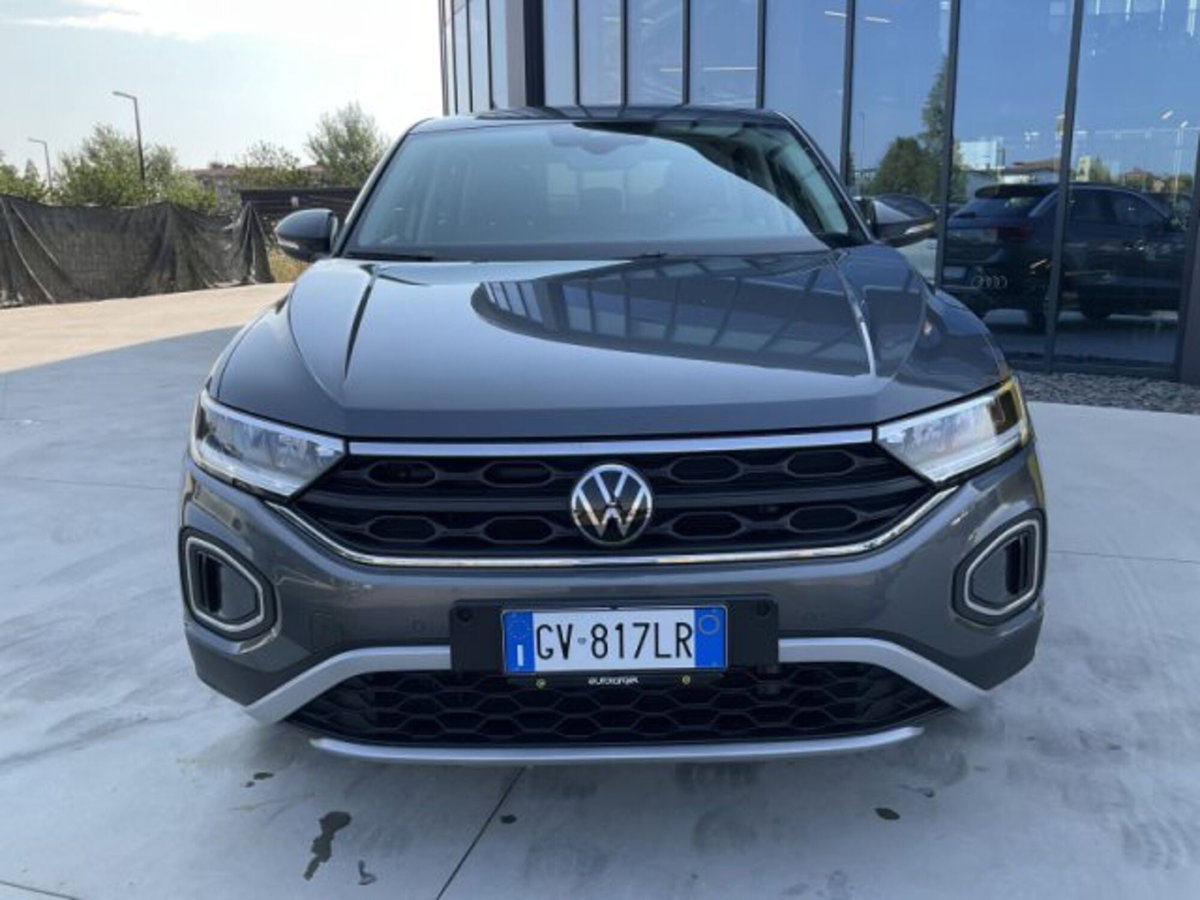 Volkswagen T-Roc 2.0 tdi Life 115cv (2)